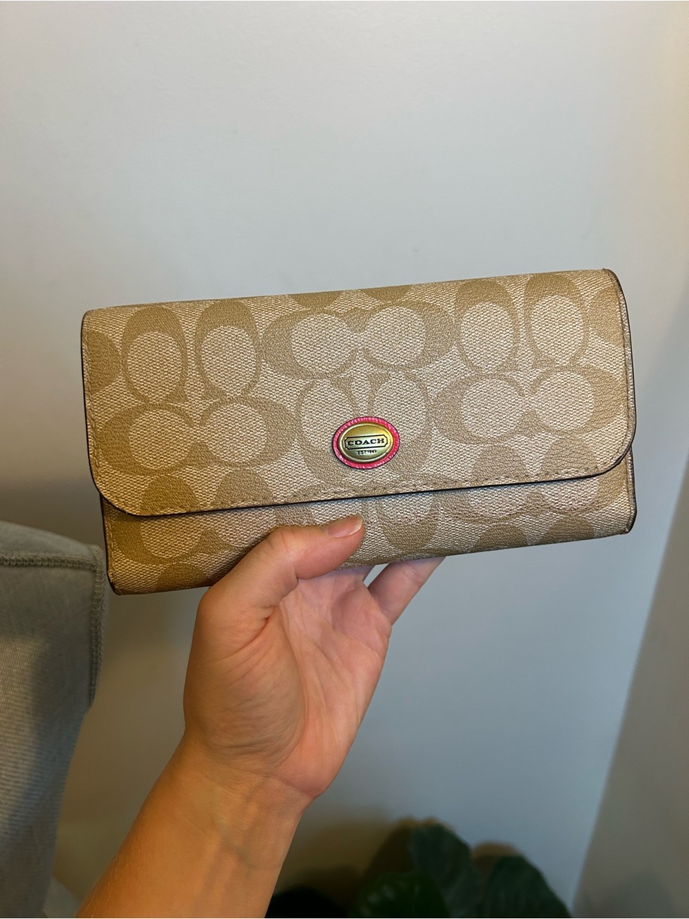 Coach Peyton Signature Continental Wallet in Tan Pink and Cream